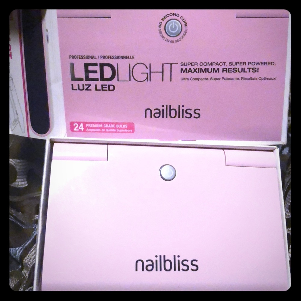 Nailbliss professional LED light 60 second cure